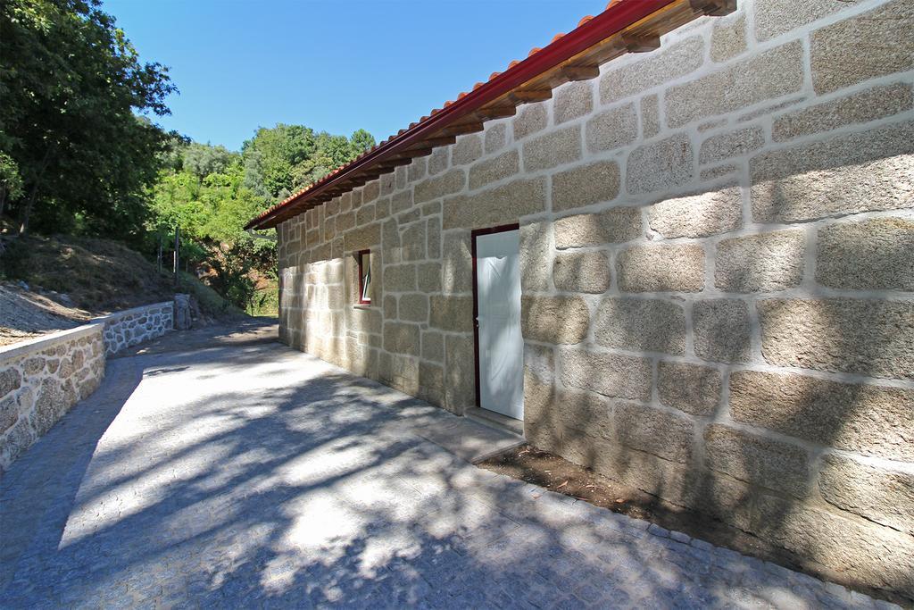 בית הארחה טראס דה בורו 	Encostas Da Torre מראה חיצוני תמונה